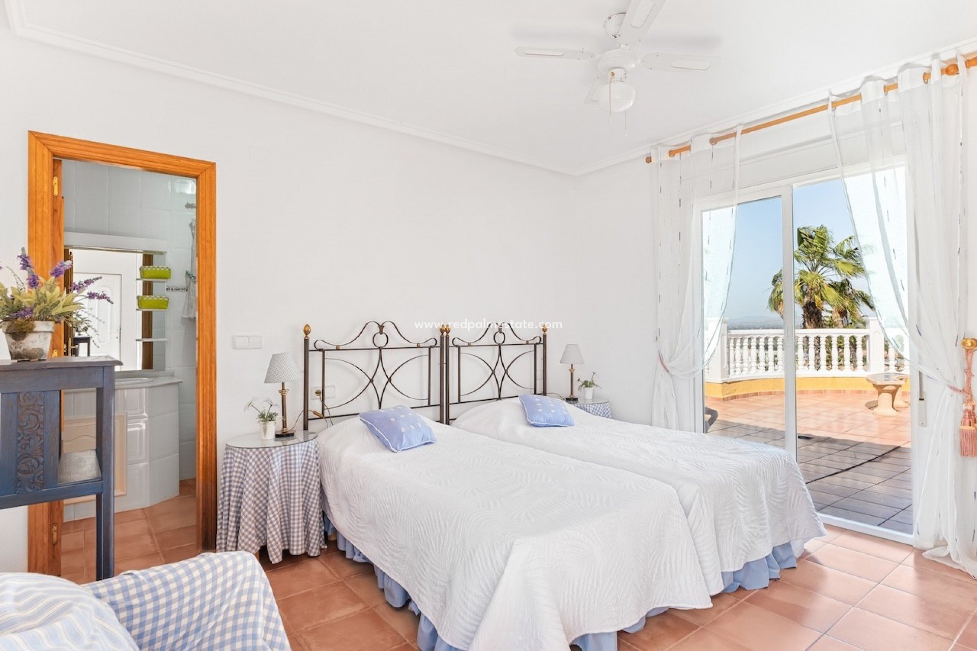 Återförsäljning - Villa -
Gran Alacant - Monte Y Mar