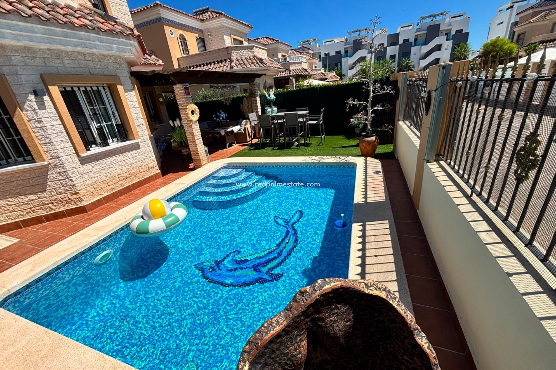 Återförsäljning - Villa -
Guardamar del Segura - El Raso