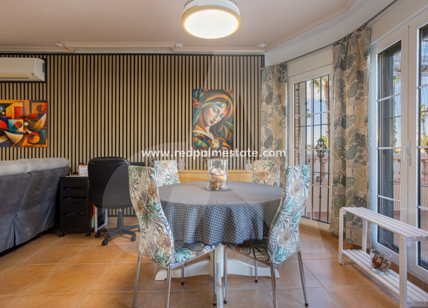 Återförsäljning - Villa -
Guardamar del Segura - El Raso