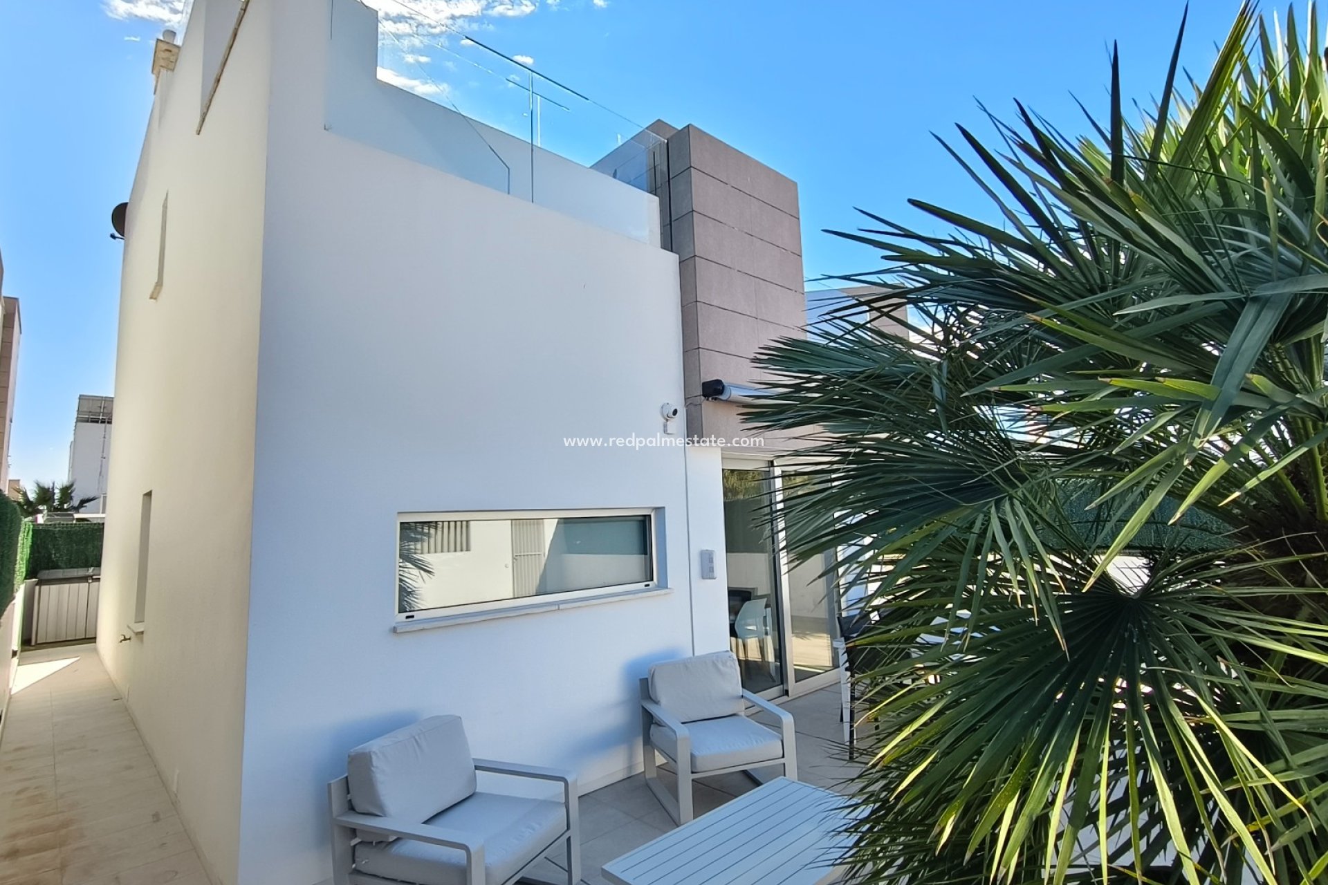 Återförsäljning - Villa -
Guardamar del Segura - El Raso