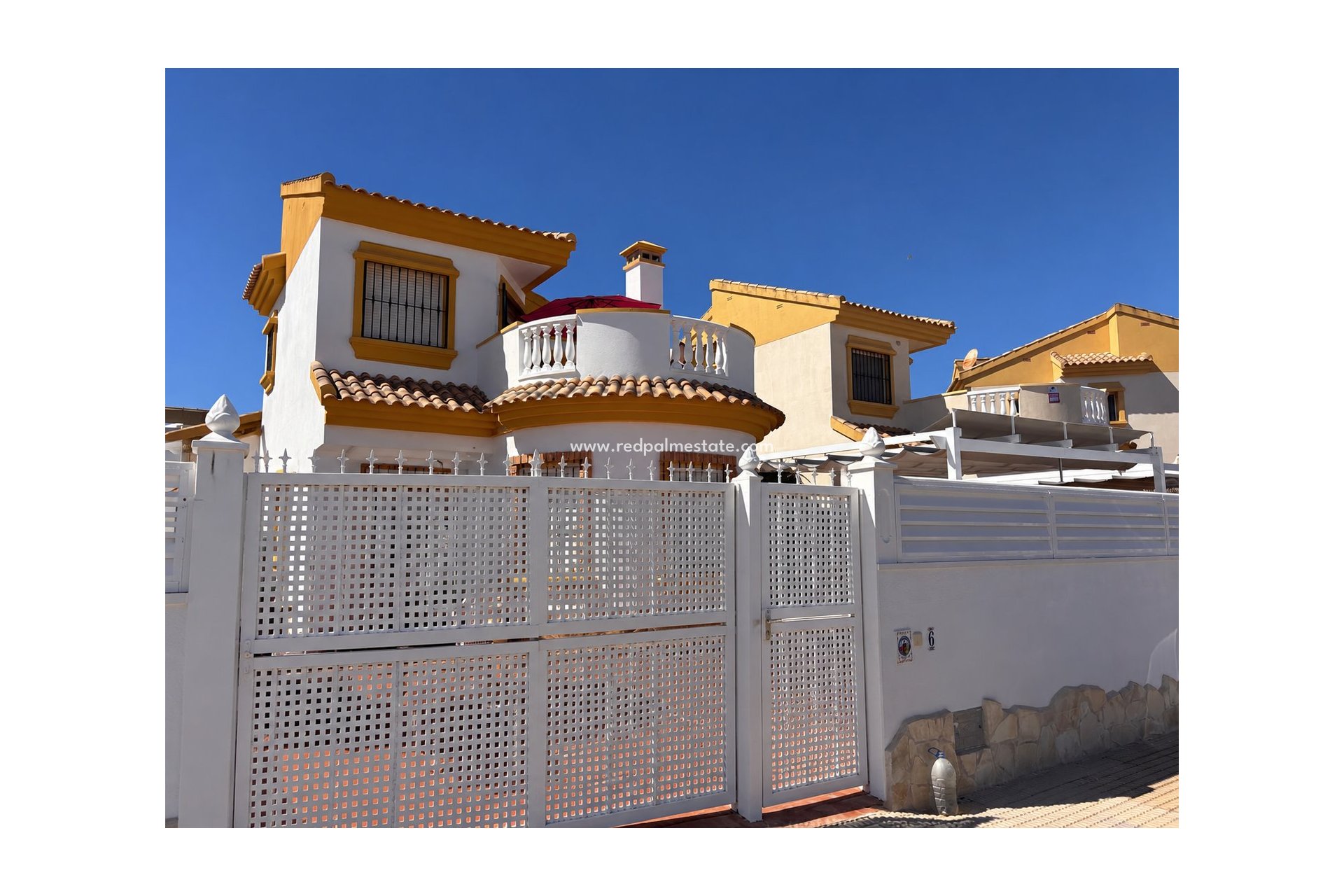 Återförsäljning - Villa -
Guardamar del Segura - Guardamar