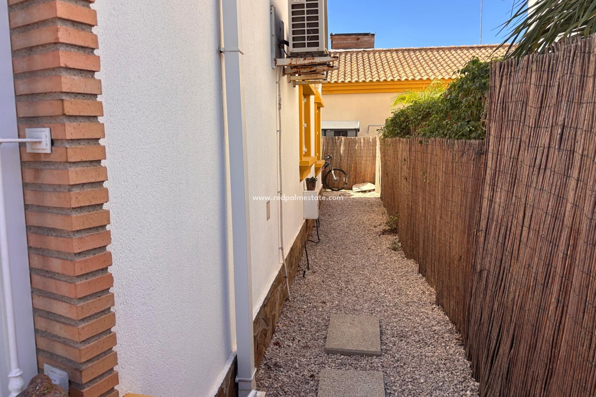 Återförsäljning - Villa -
Guardamar del Segura - Guardamar