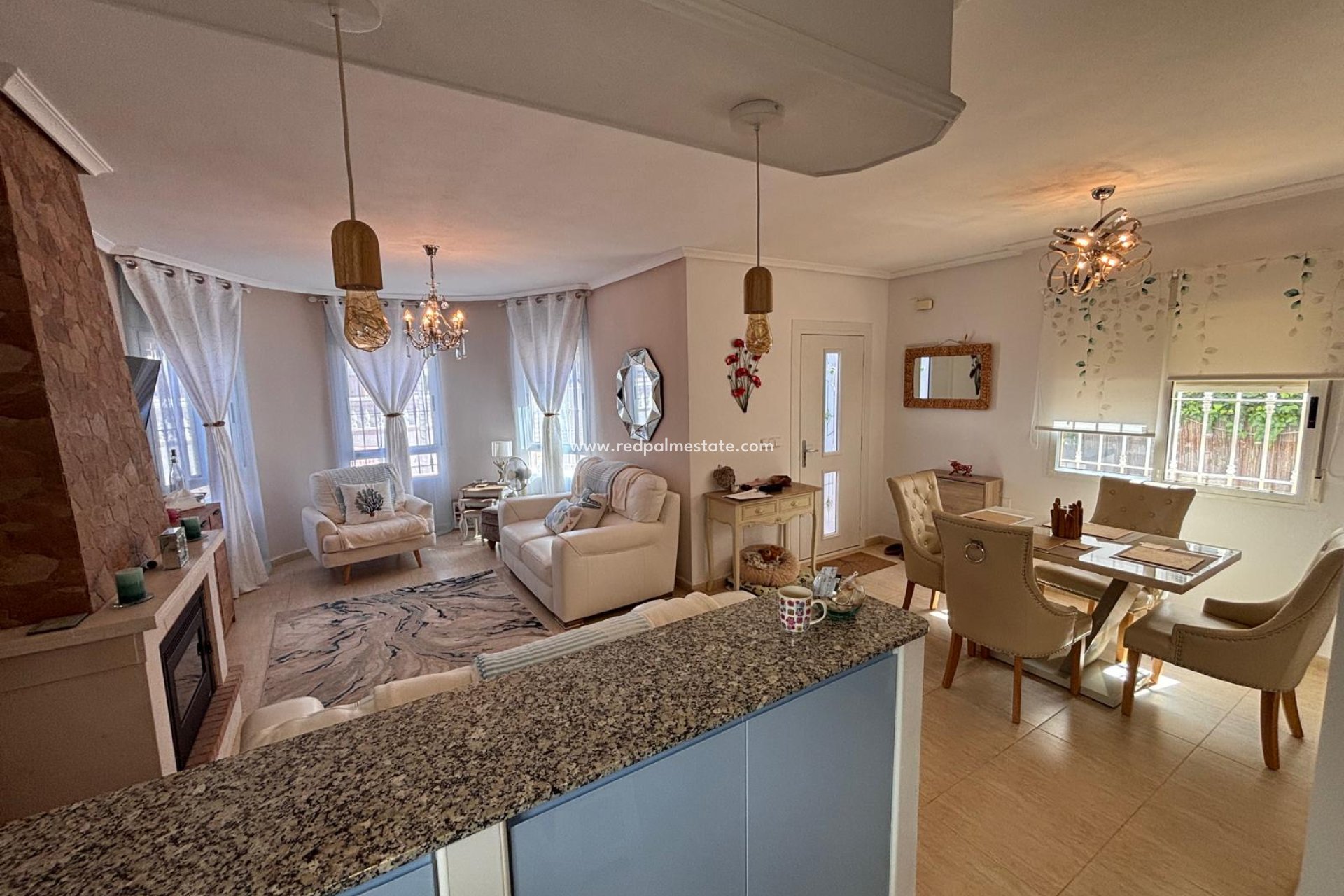 Återförsäljning - Villa -
Guardamar del Segura - Guardamar