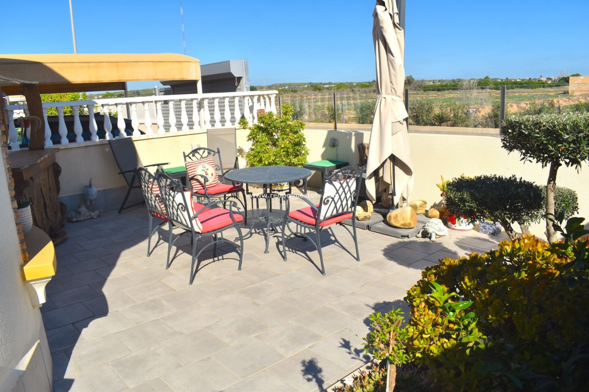 Återförsäljning - Villa -
Guardamar del Segura - Guardamar