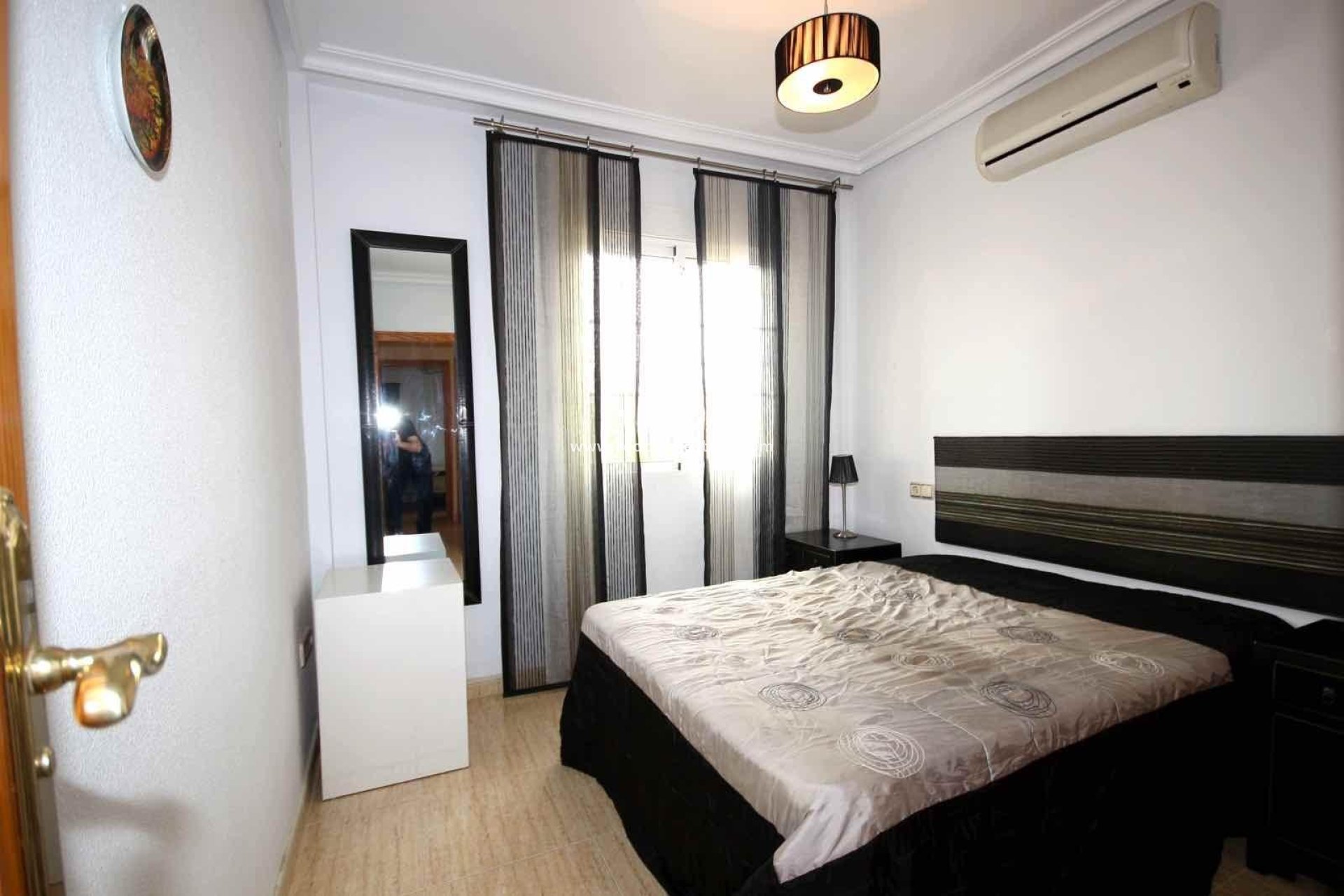 Återförsäljning - Villa -
Guardamar del Segura - Urb el raso