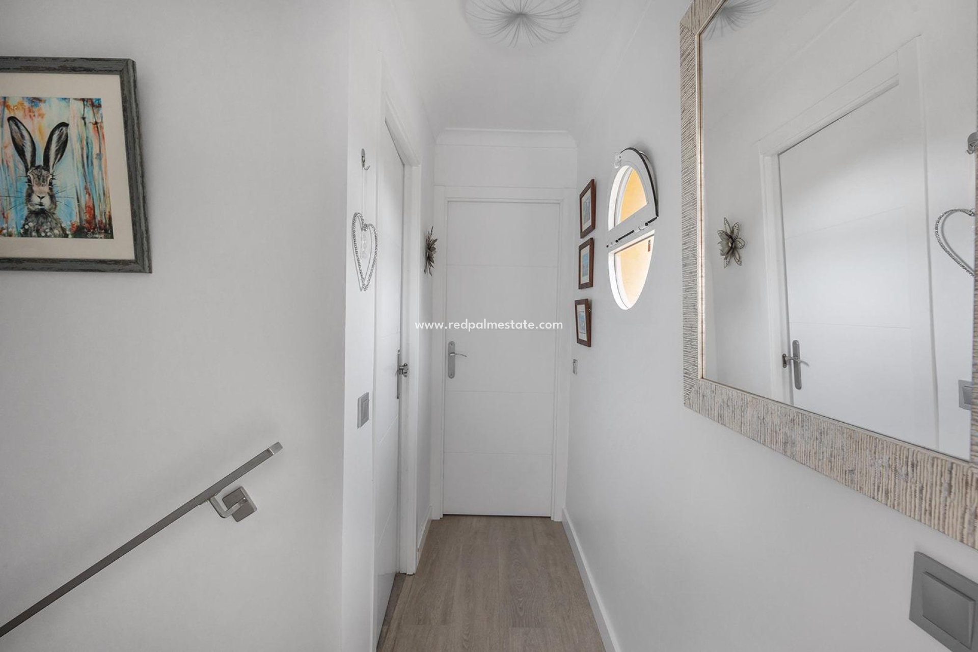 Återförsäljning - Villa -
Guardamar del Segura - Urbanizaciones