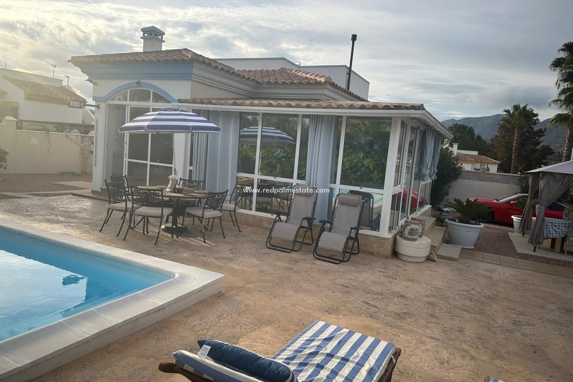 Återförsäljning - Villa -
Hondón de las Nieves - Inland