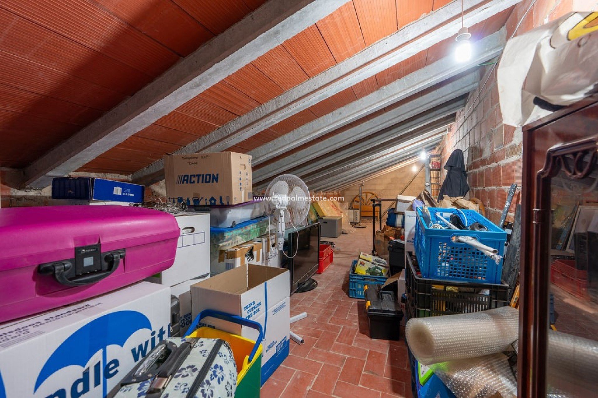 Återförsäljning - Villa -
Hondón de las Nieves - Inland