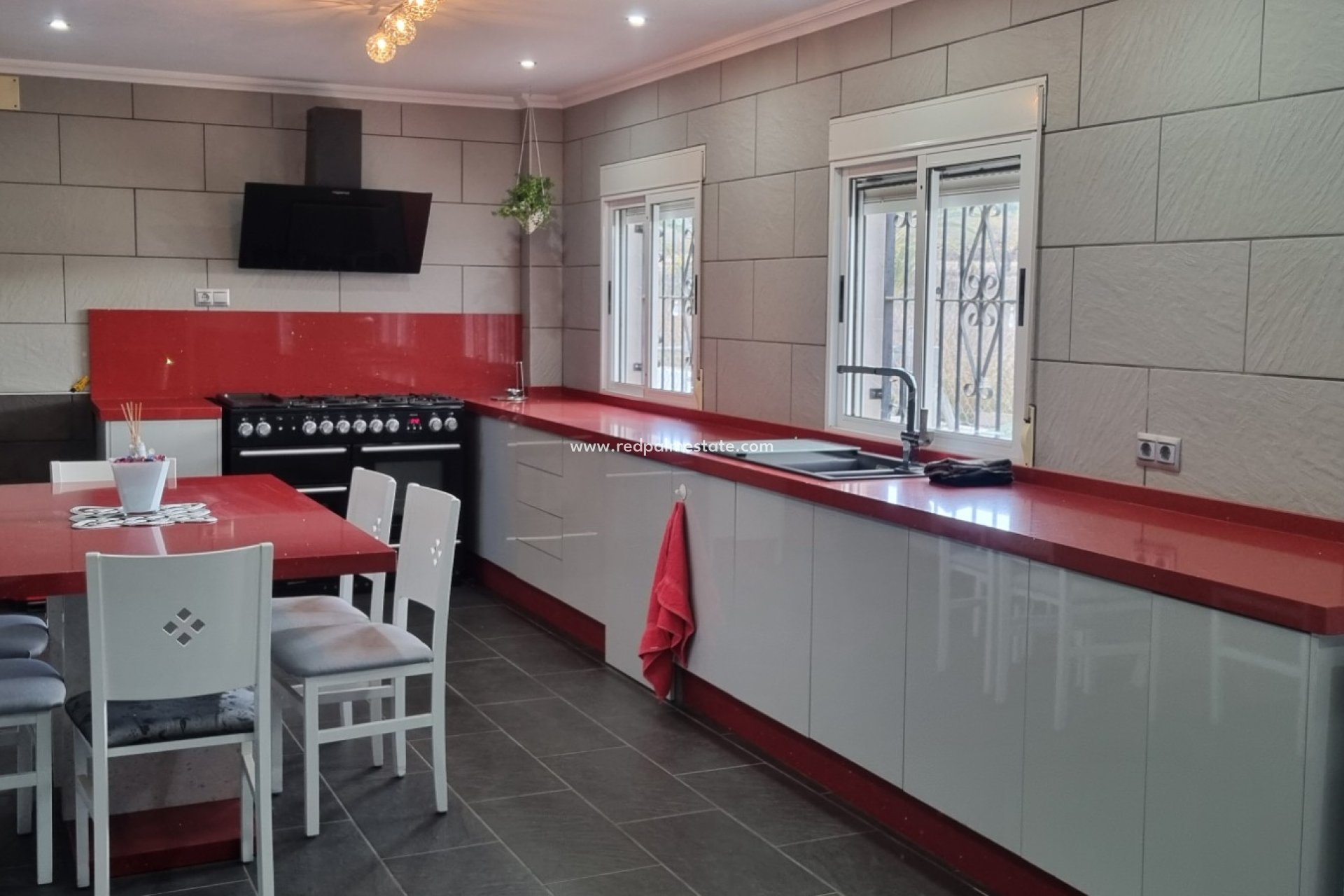 Återförsäljning - Villa -
Hondón de los Fráiles - Inland