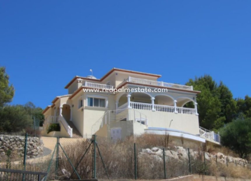 Återförsäljning - Villa -
Jávea - Costa Blanca