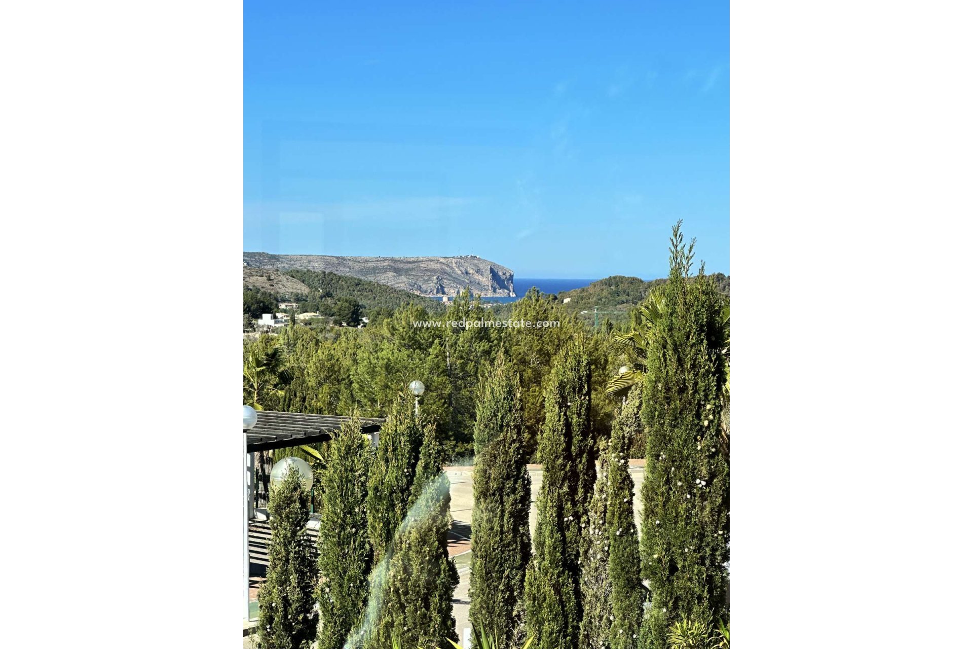 Återförsäljning - Villa -
Jávea - Costa Blanca