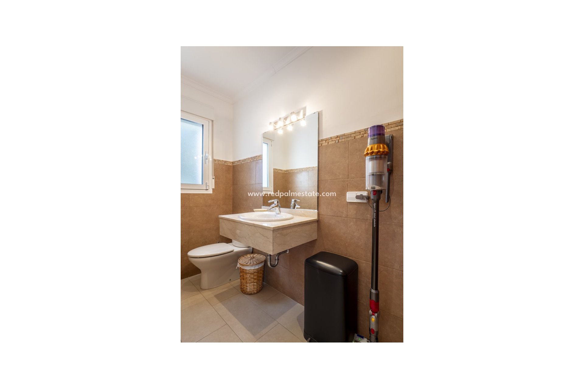 Återförsäljning - Villa -
Jávea - Costa Blanca