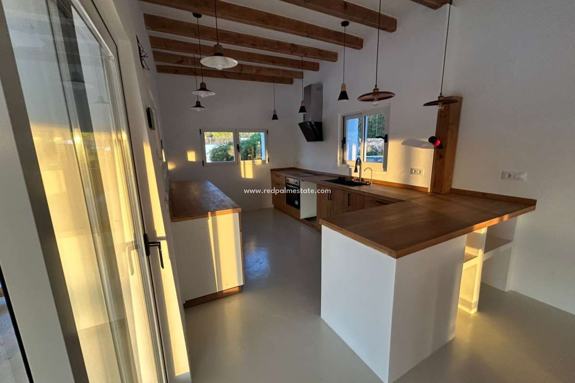 Återförsäljning - Villa -
Jávea - Costa Blanca