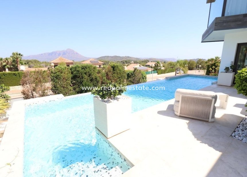 Återförsäljning - Villa -
Jávea - Xàbia - Monte Olimpo