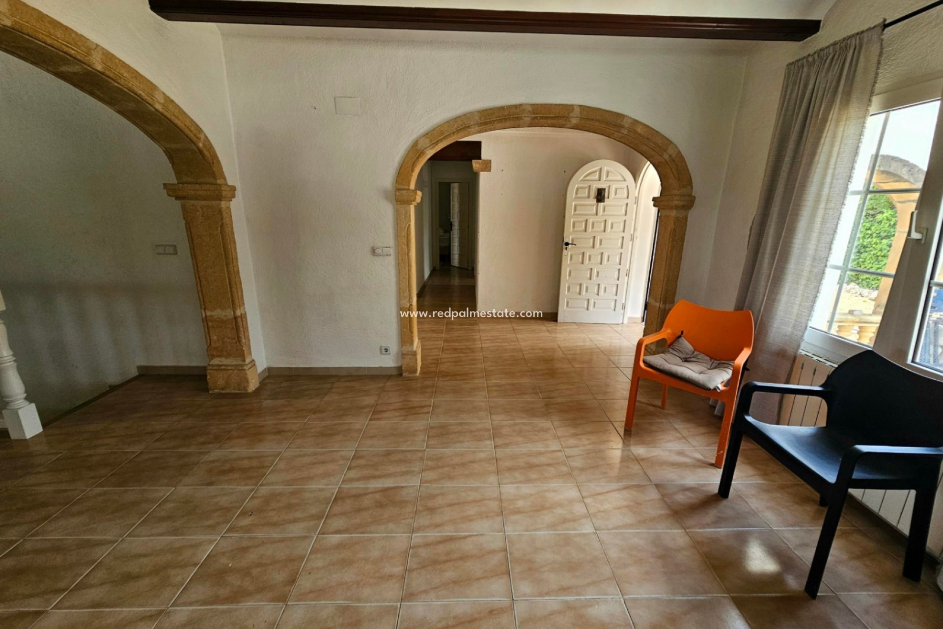 Återförsäljning - Villa -
Jávea