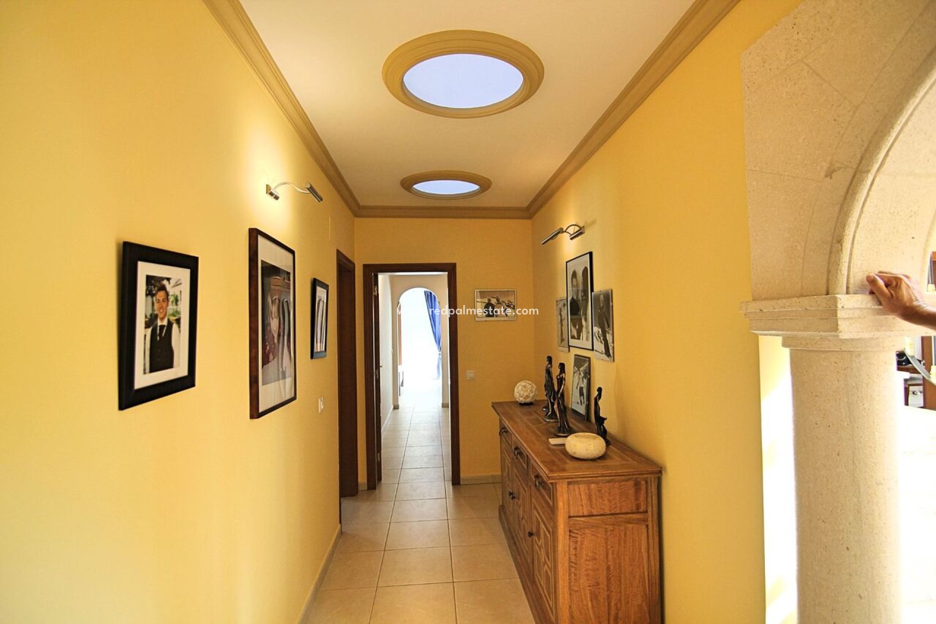 Återförsäljning - Villa -
Jávea