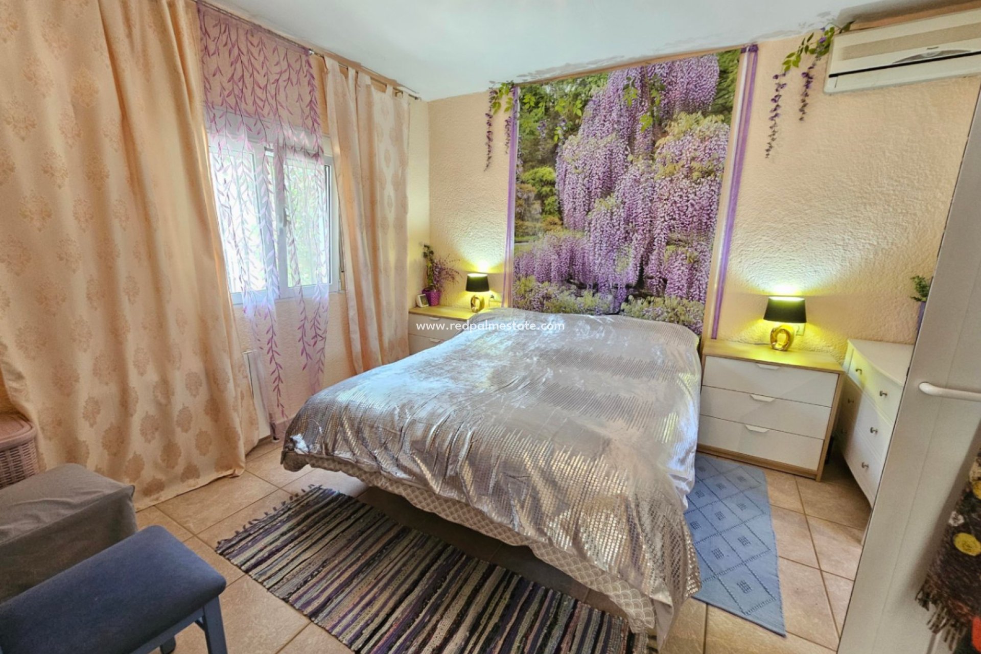 Återförsäljning - Villa -
Jávea