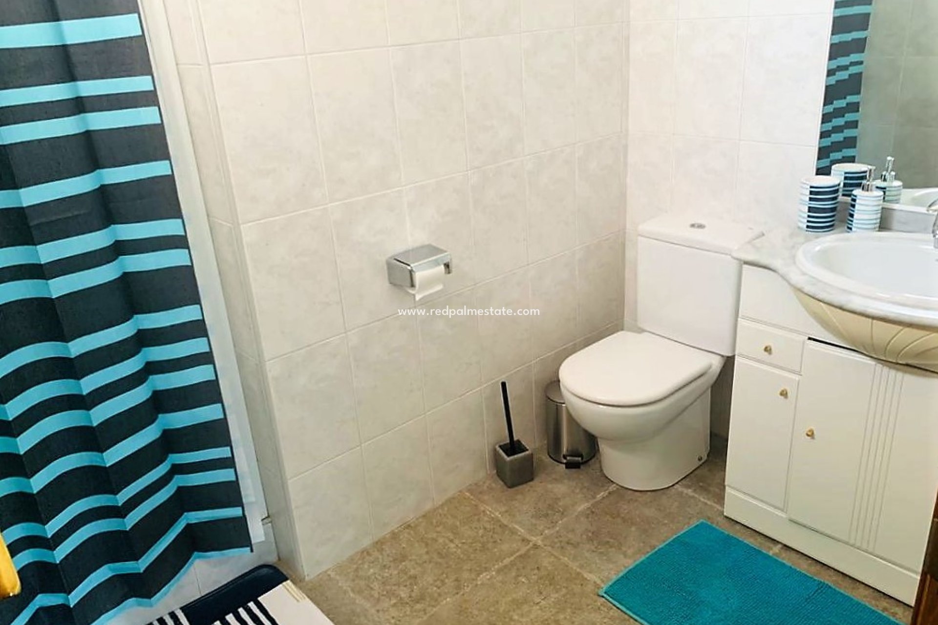 Återförsäljning - Villa -
Jávea