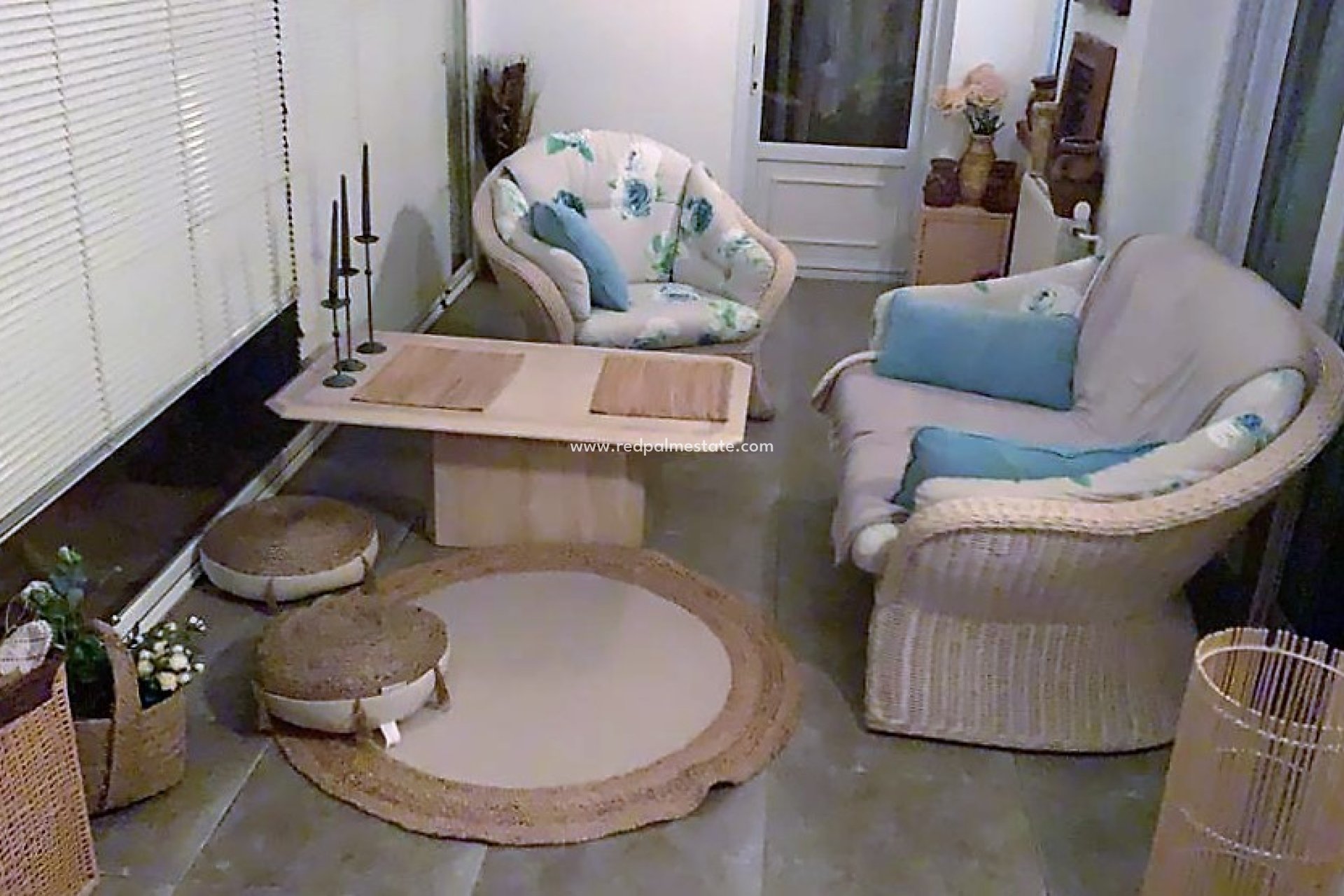 Återförsäljning - Villa -
Jávea