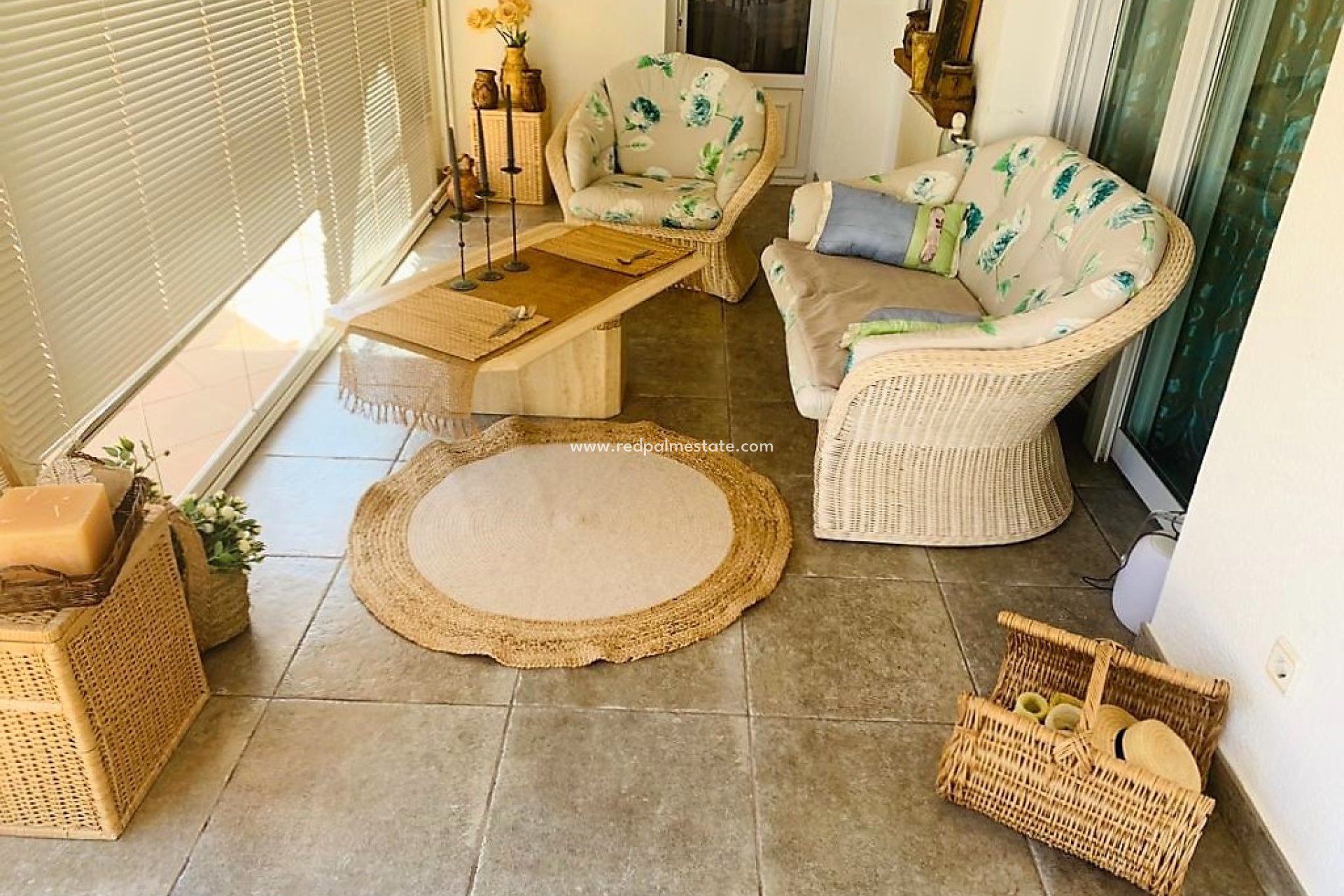 Återförsäljning - Villa -
Jávea