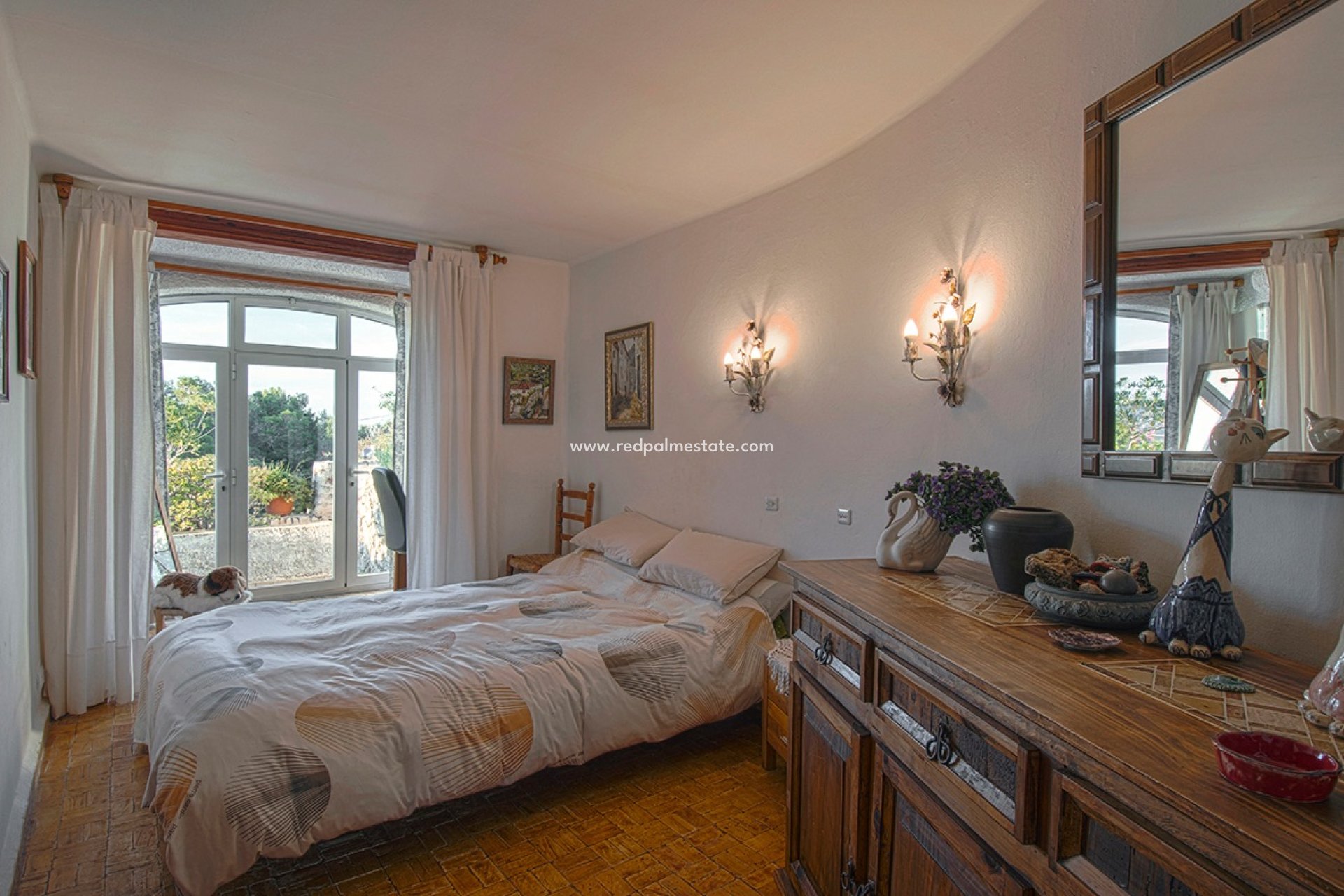 Återförsäljning - Villa -
Jávea