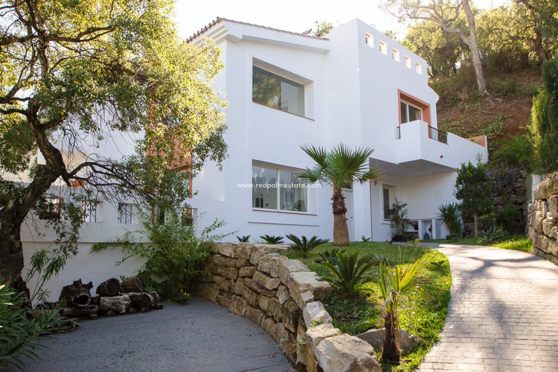 Återförsäljning - Villa -
La Mairena