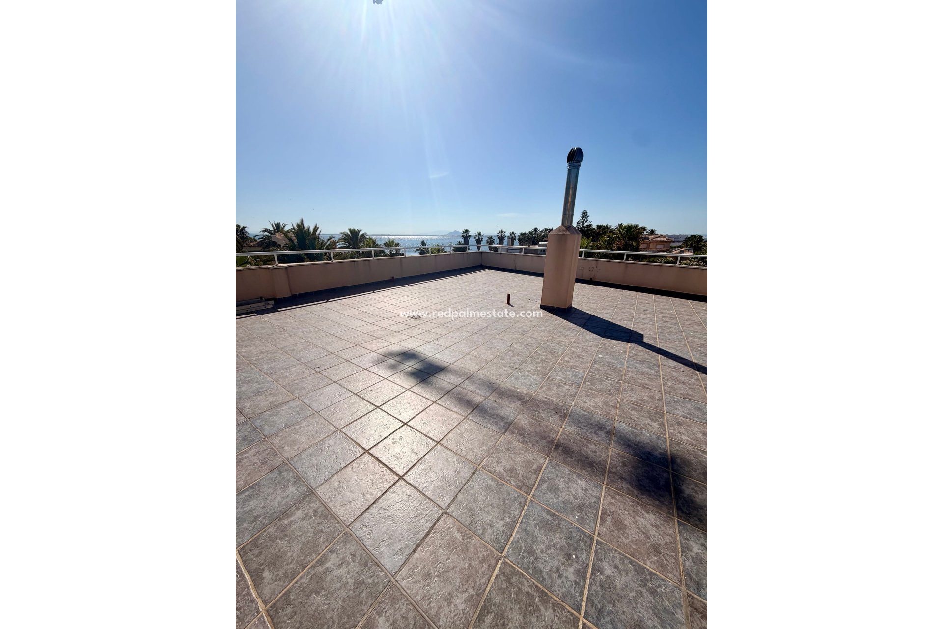 Återförsäljning - Villa -
La Manga - Costa Calida