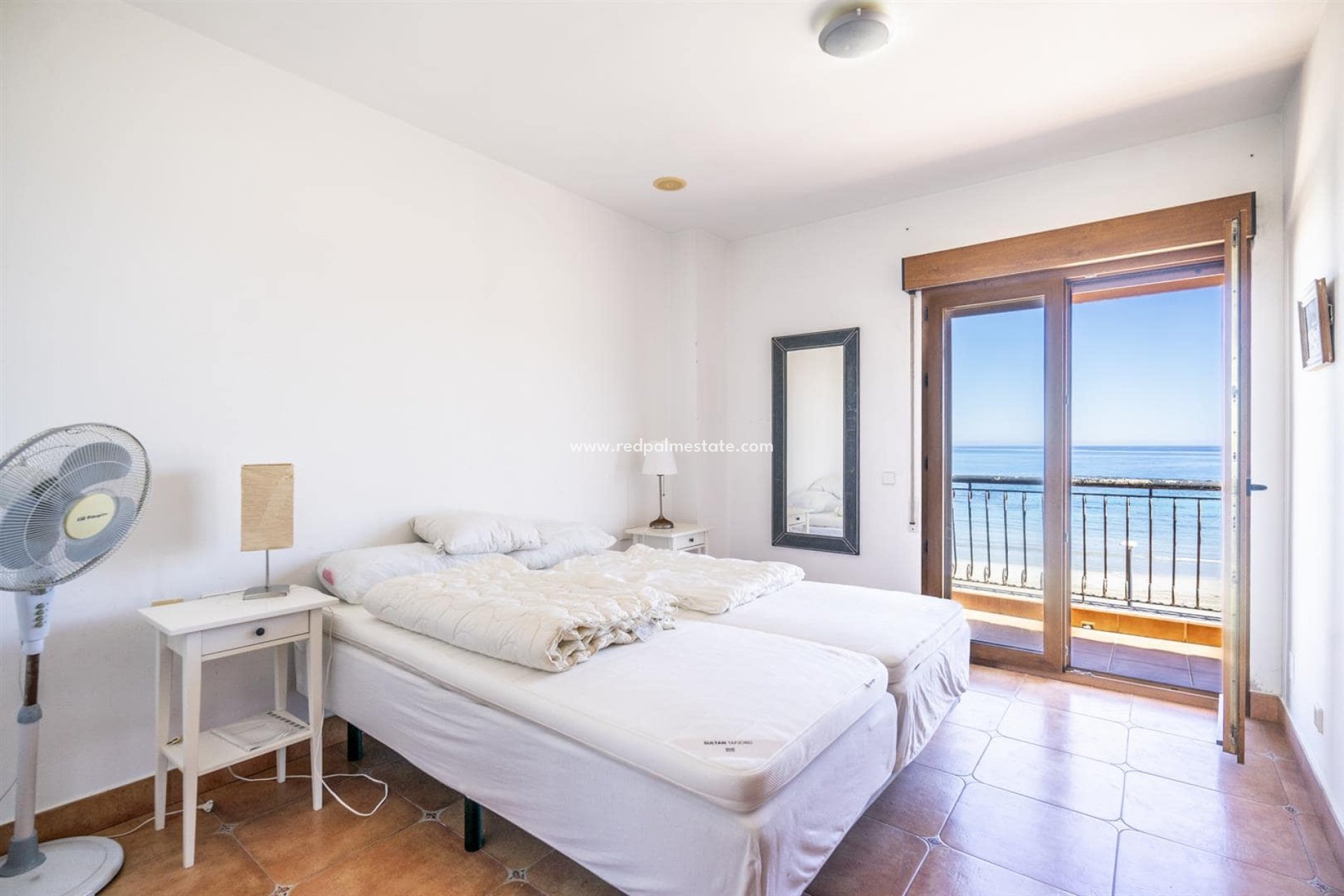 Återförsäljning - Villa -
La Manga - Costa Calida