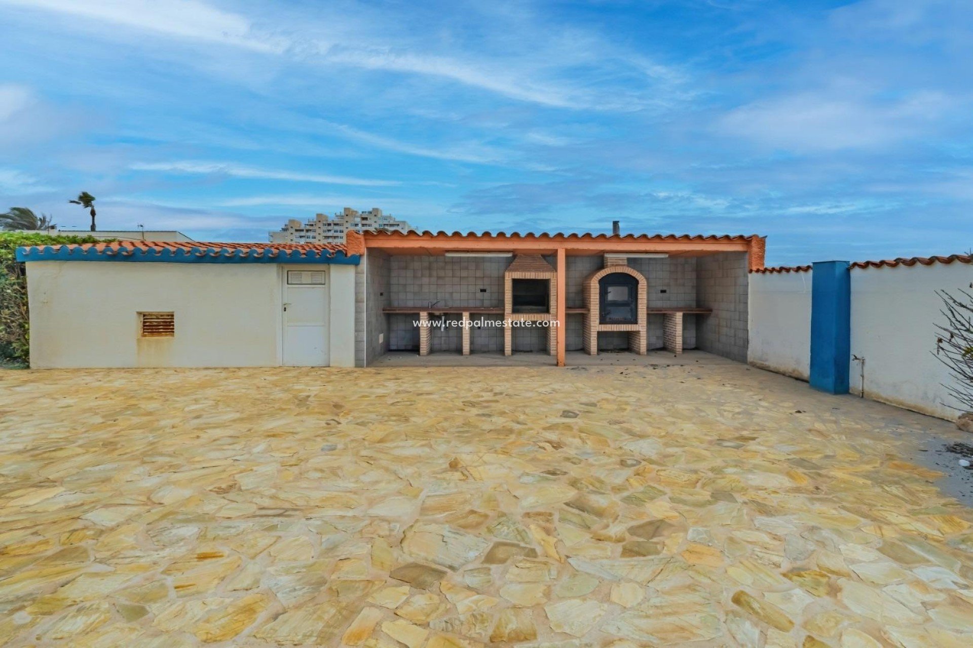 Återförsäljning - Villa -
La Manga - Playa del Estacio