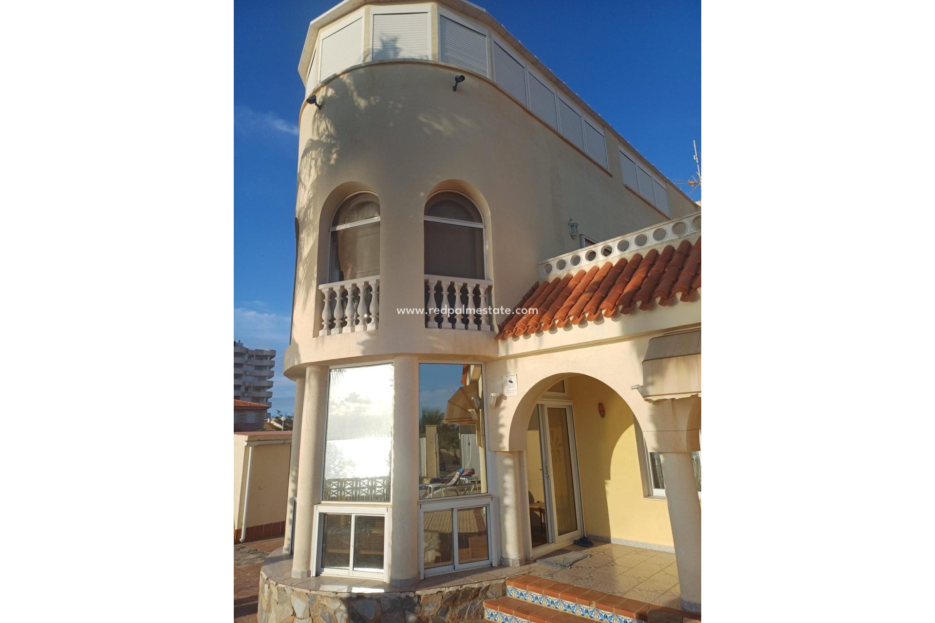 Återförsäljning - Villa -
La Manga - Veneziola