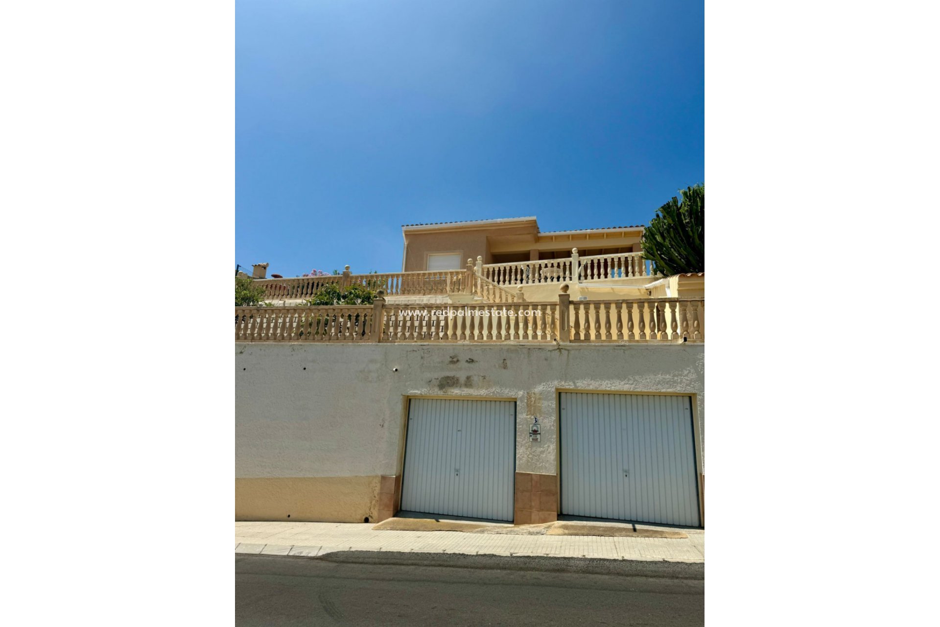 Återförsäljning - Villa -
La Nucía - Costa Blanca