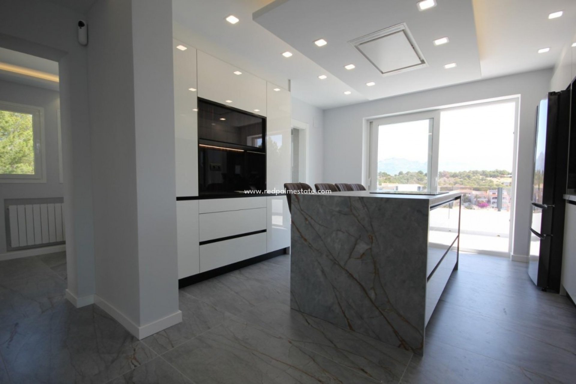 Återförsäljning - Villa -
La Nucía - Costa Blanca