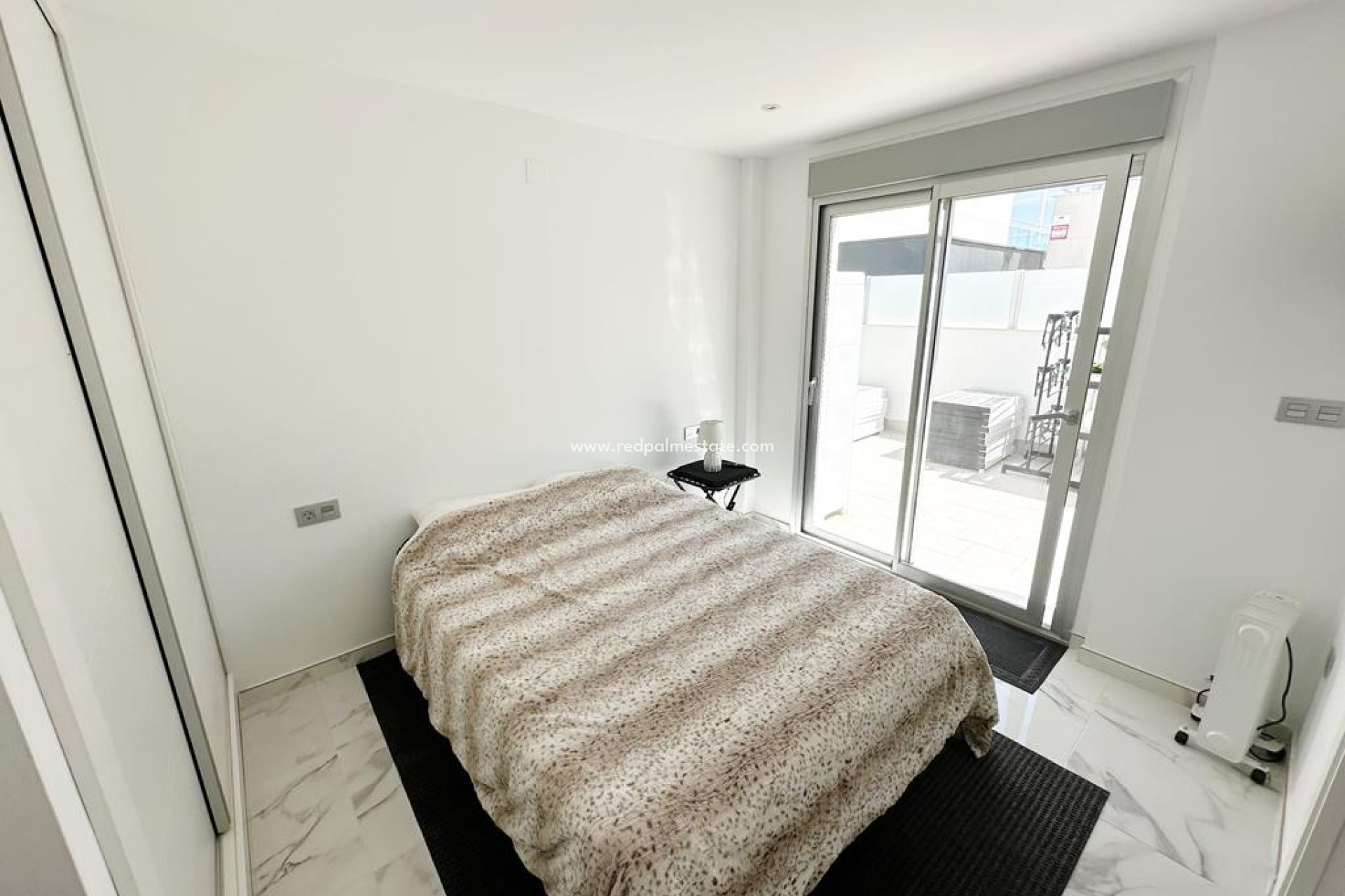 Återförsäljning - Villa -
La Serena Golf - Costa Calida