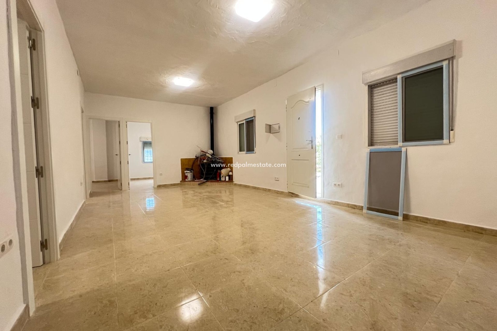 Återförsäljning - Villa -
La Solana