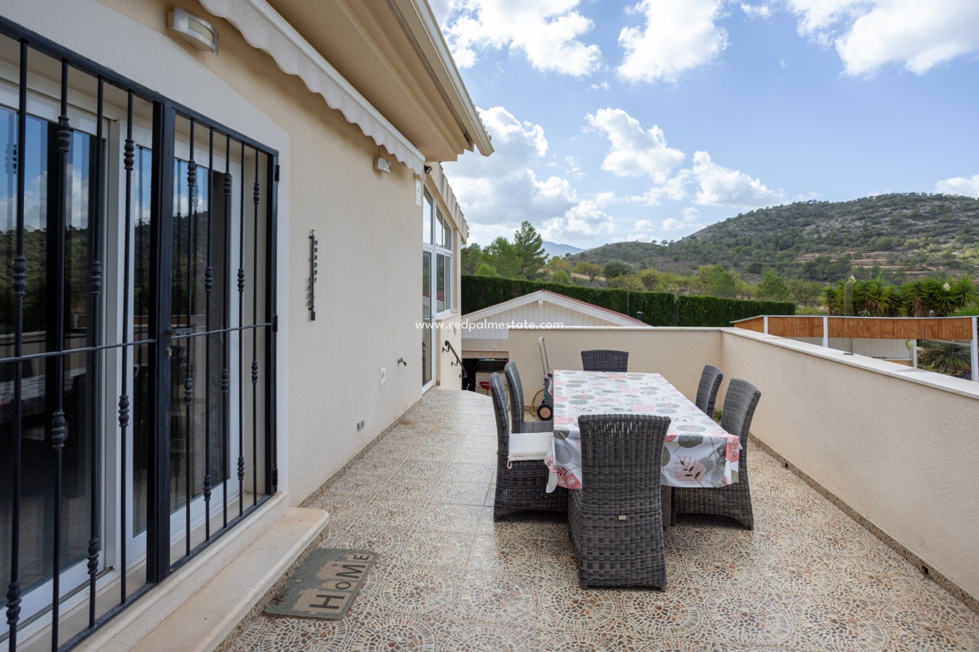 Återförsäljning - Villa -
La Zarza