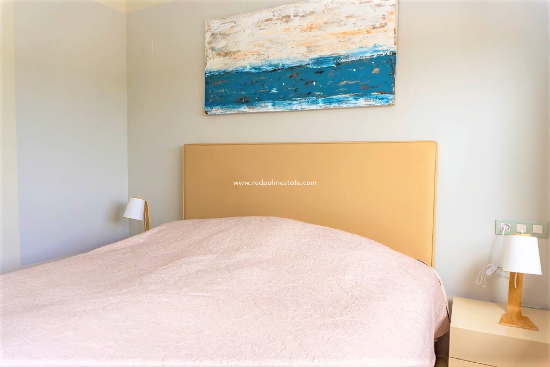 Återförsäljning - Villa -
Las Colinas Golf - Inland