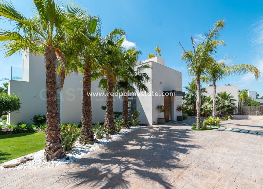 Återförsäljning - Villa -
Las Colinas Golf - Las colinas golf