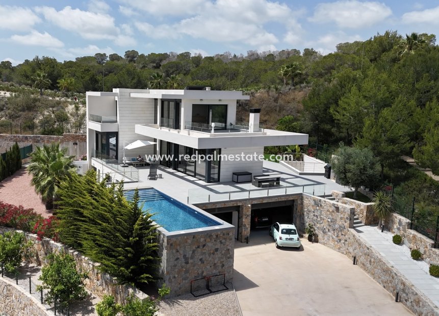 Återförsäljning - Villa -
Las Colinas Golf