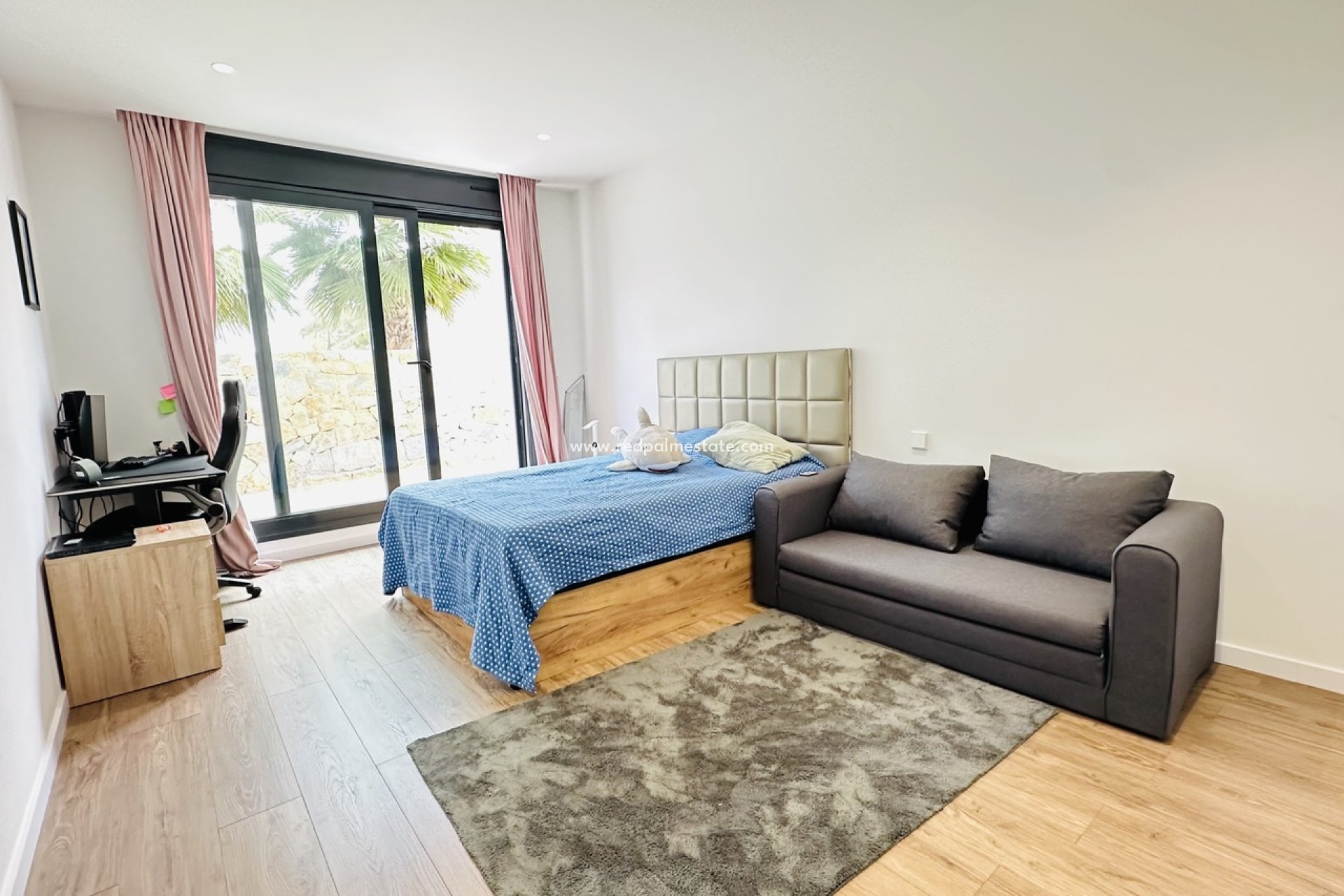 Återförsäljning - Villa -
Las Colinas Golf