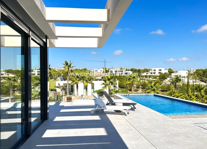 Återförsäljning - Villa -
Las Colinas Golf