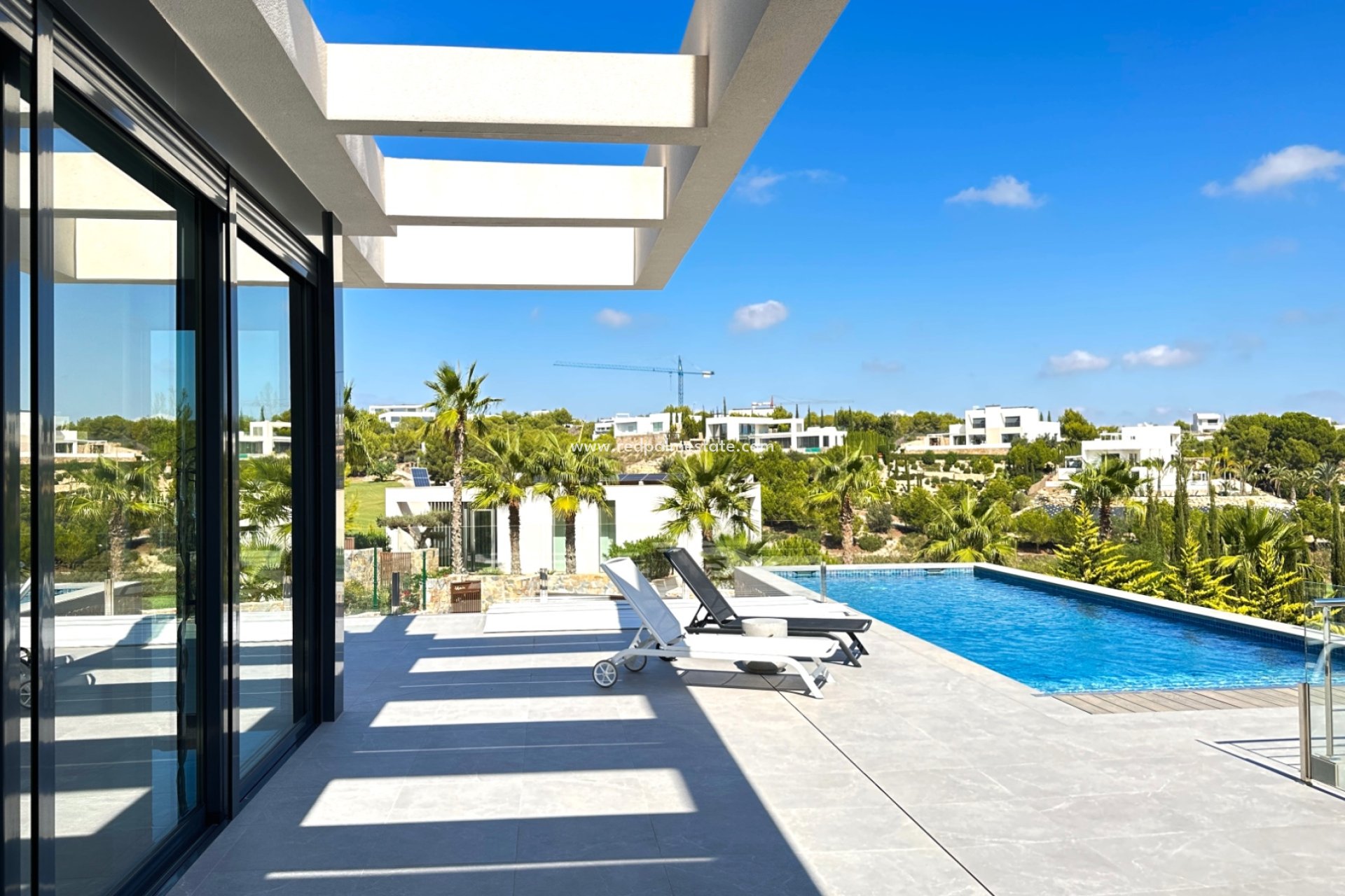 Återförsäljning - Villa -
Las Colinas Golf