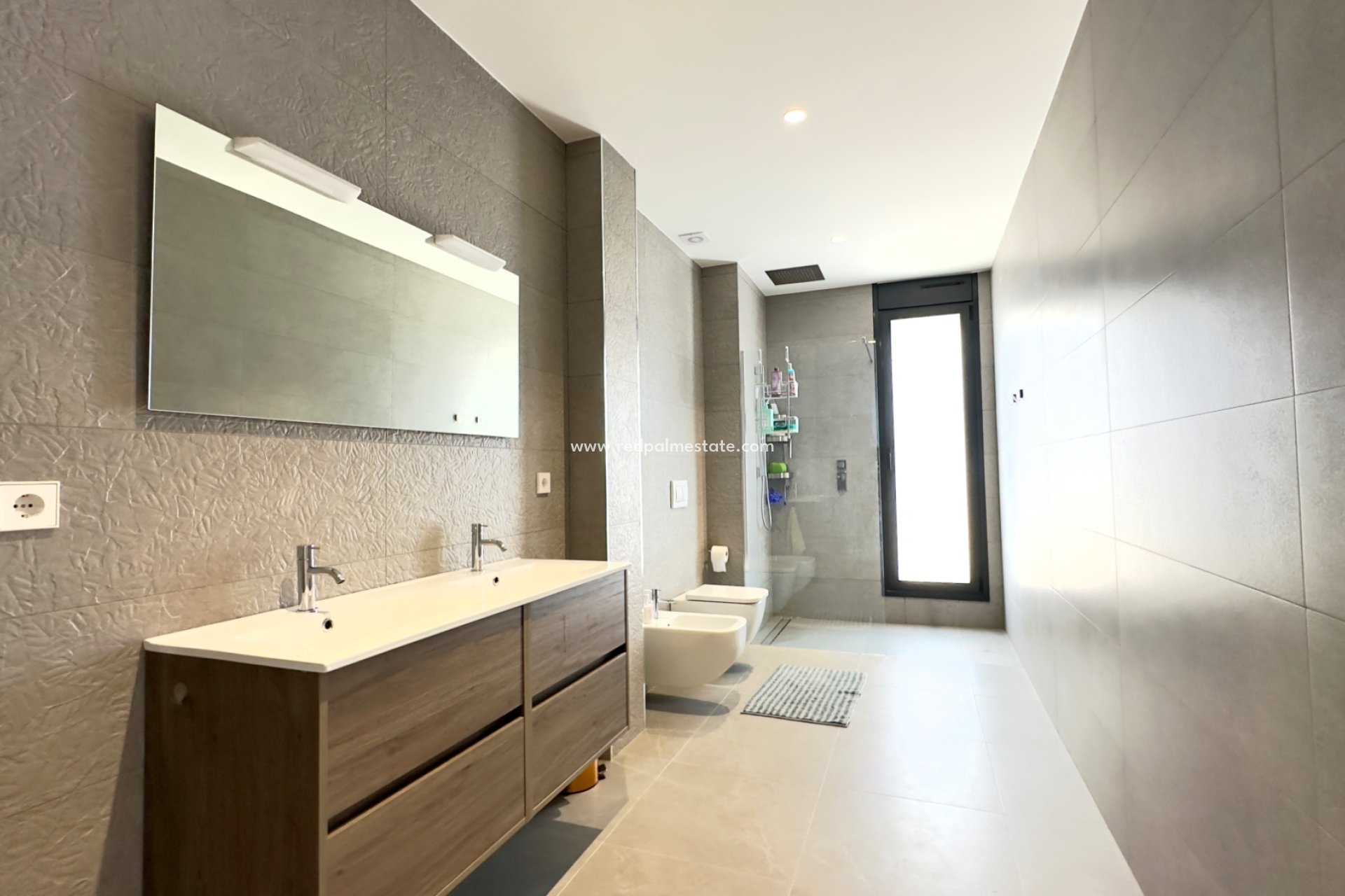 Återförsäljning - Villa -
Las Colinas Golf