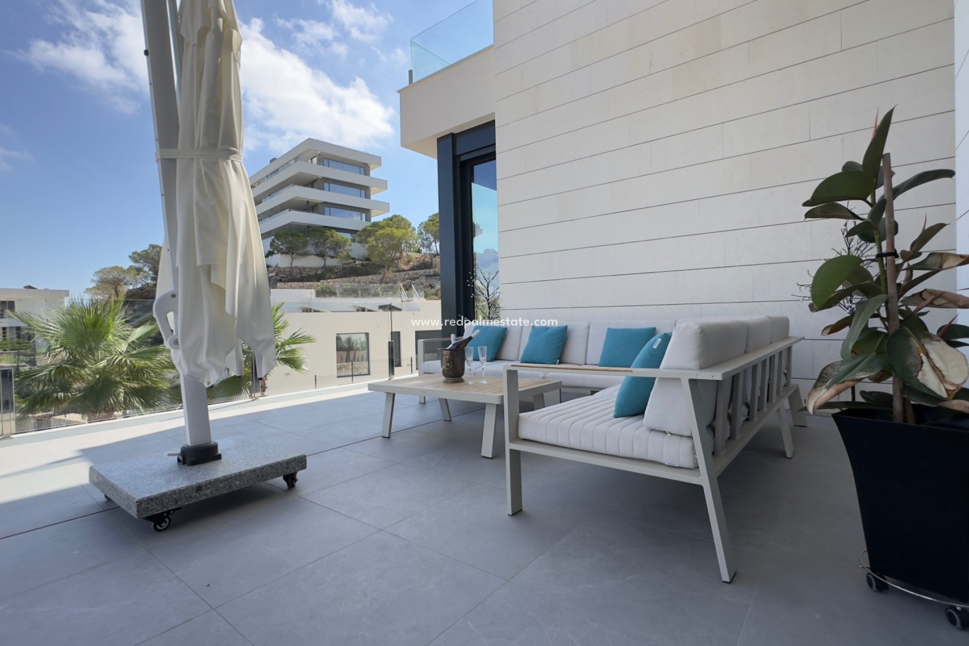 Återförsäljning - Villa -
Las Colinas Golf