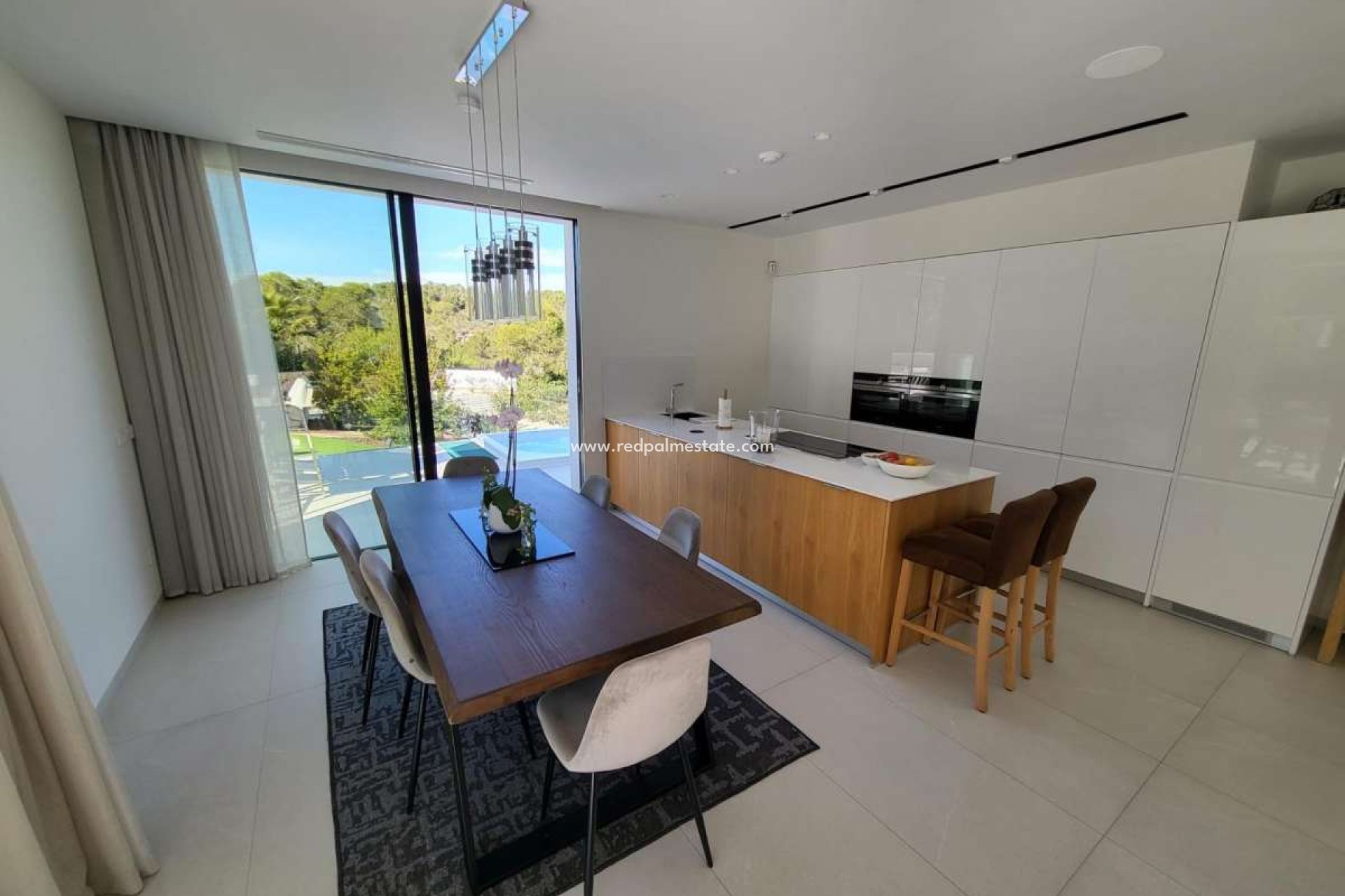 Återförsäljning - Villa -
Las Colinas Golf