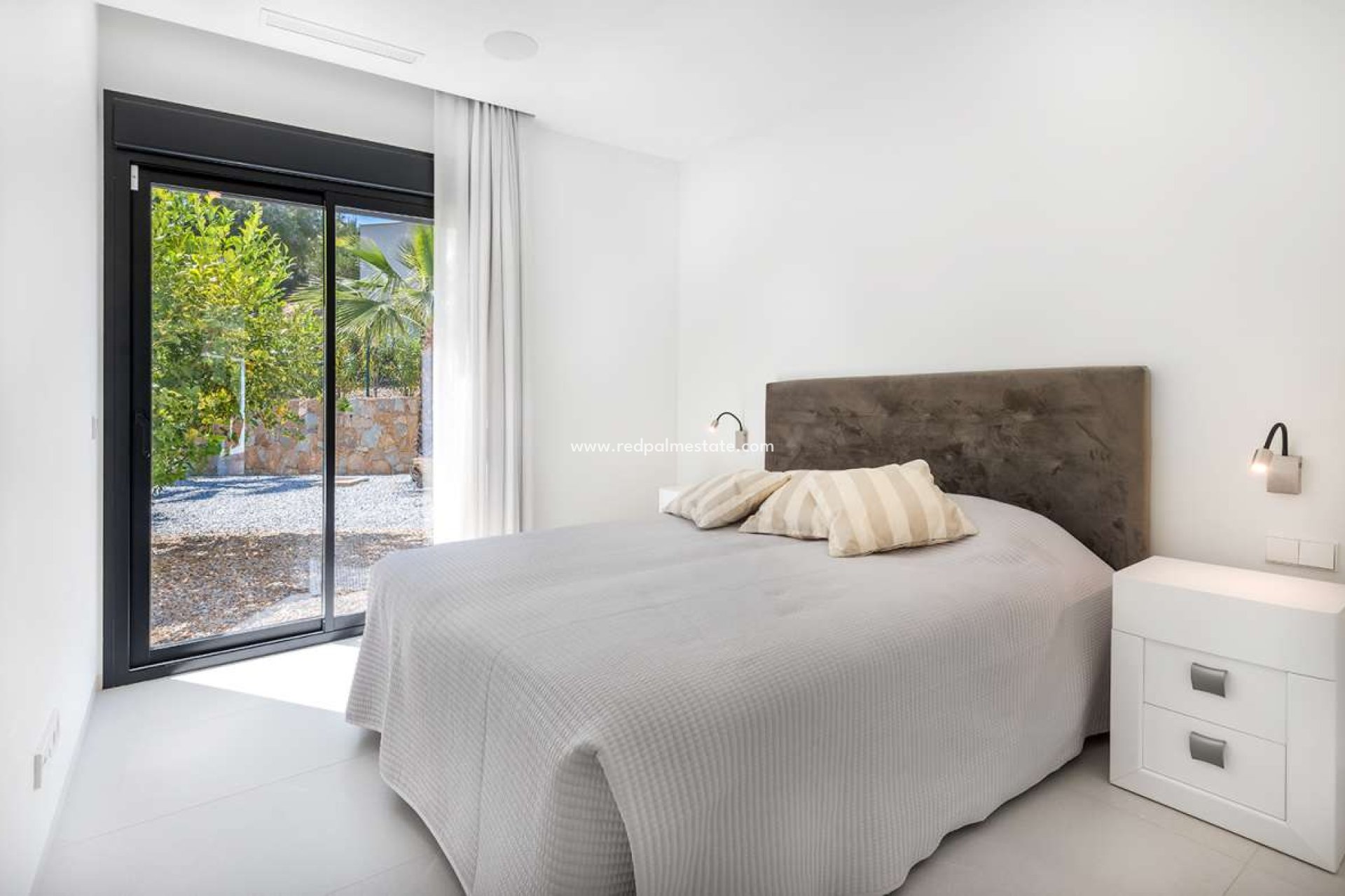 Återförsäljning - Villa -
Las Colinas Golf