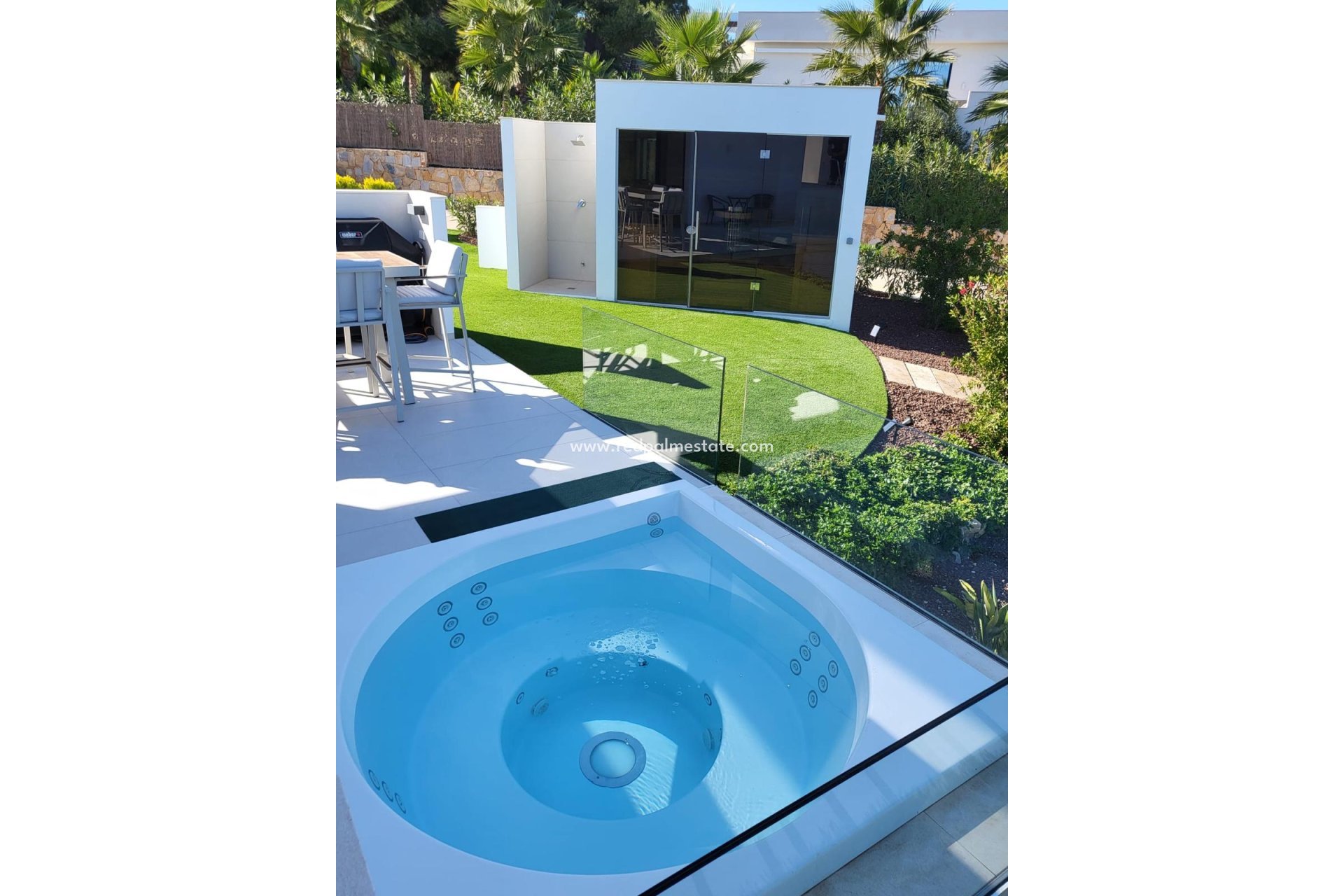 Återförsäljning - Villa -
Las Colinas Golf