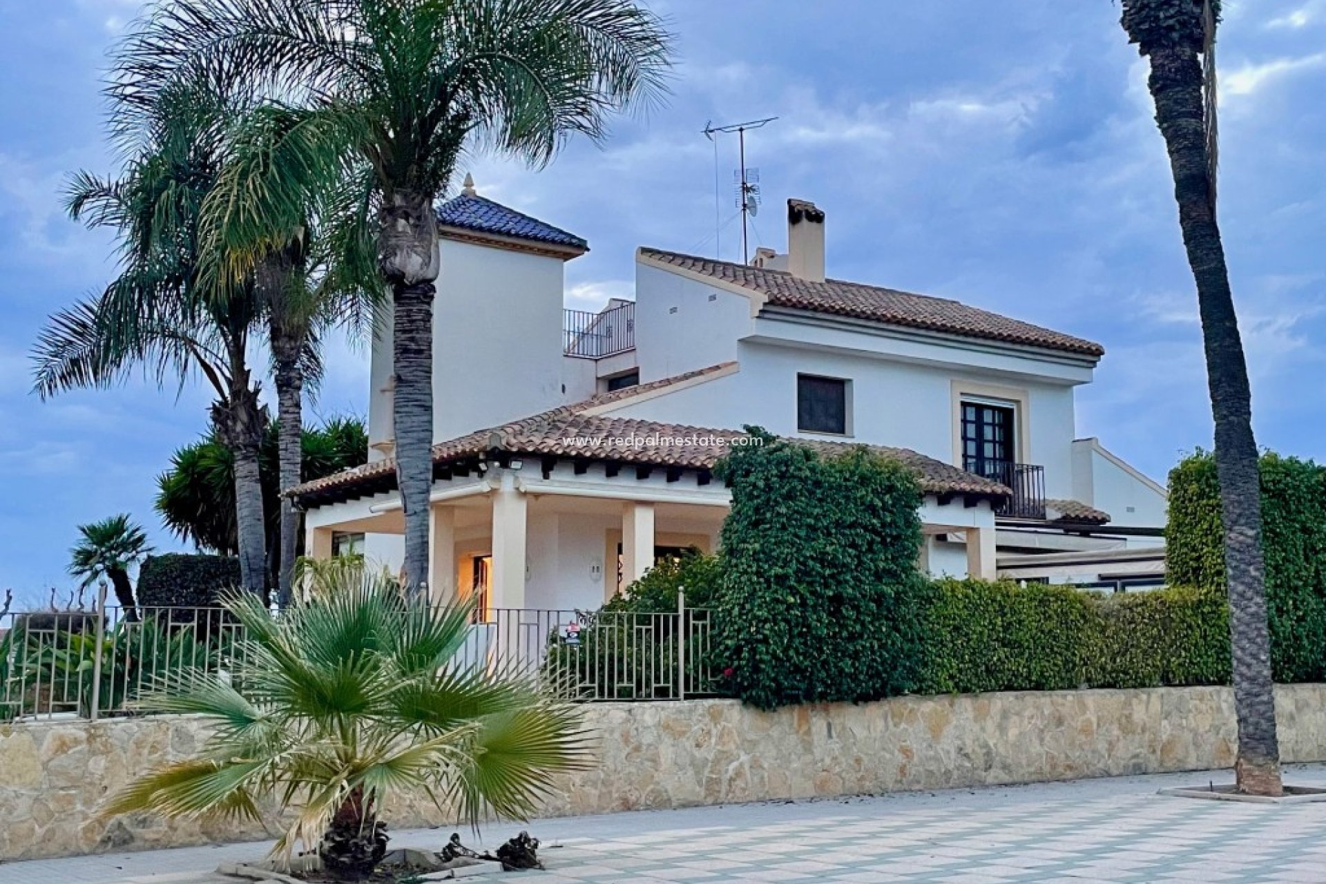 Återförsäljning - Villa -
Los Alcazares - Costa Calida