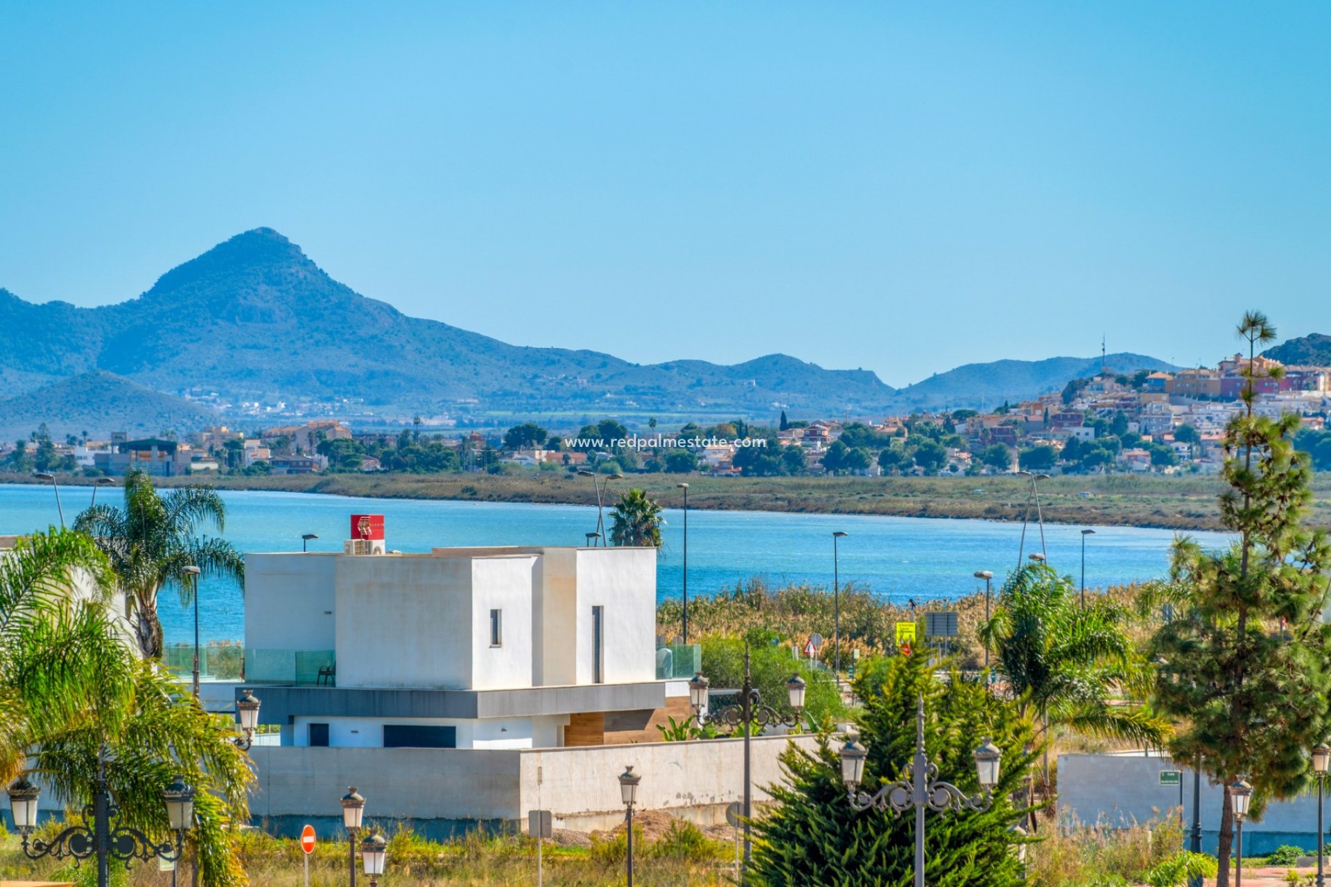 Återförsäljning - Villa -
Los Alcazares - Costa Calida