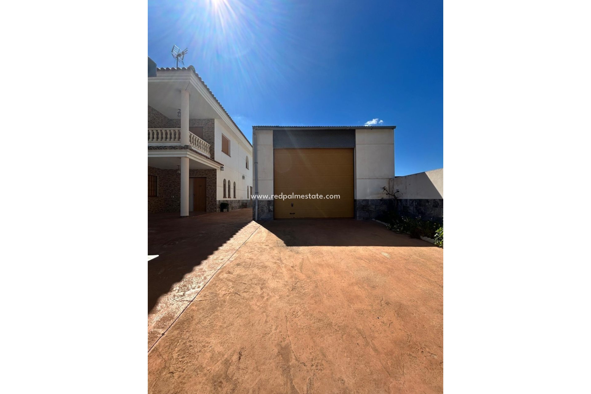 Återförsäljning - Villa -
Los Alczares - Las Lomas Del Rame-bahía Bella