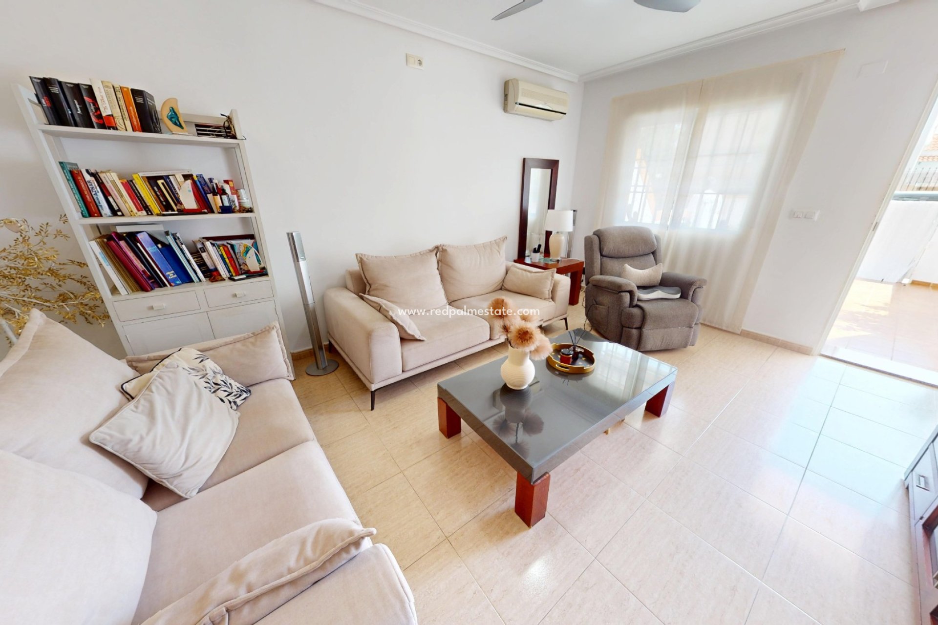 Återförsäljning - Villa -
Los Alczares - Los Alcazares